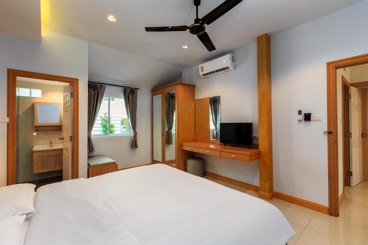 Gala Villa Pattaya Buitenkant foto
