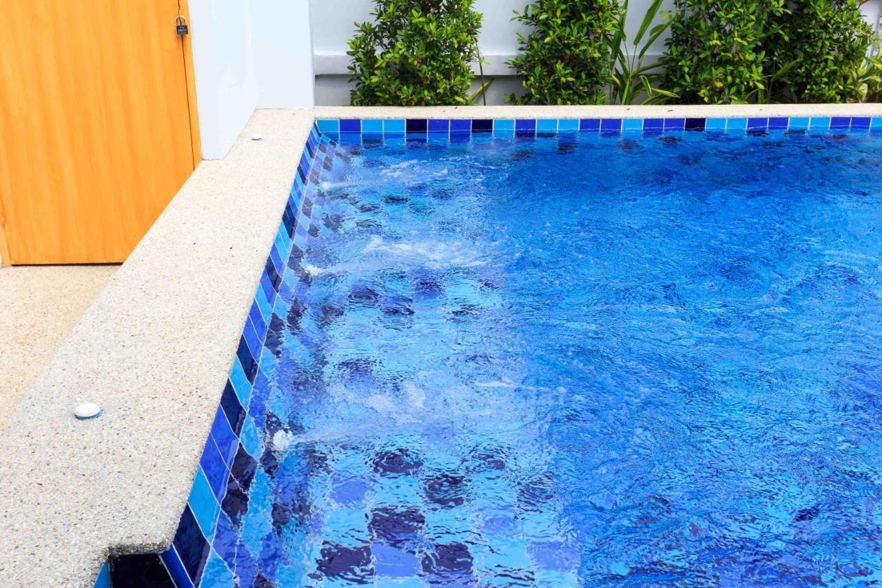 Gala Villa Pattaya Buitenkant foto
